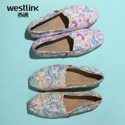 Westlink/西遇帆布鞋女夏新款布鞋一脚蹬懒人浅口印花帆船鞋